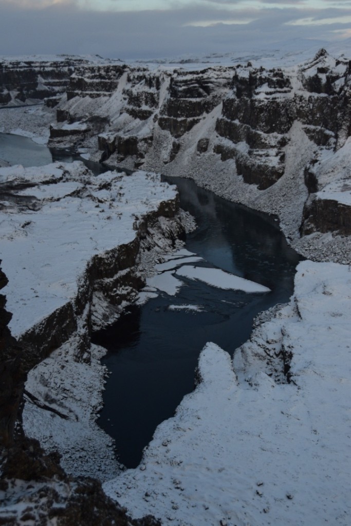 66northtraveler-iceland-hafragilsfoss